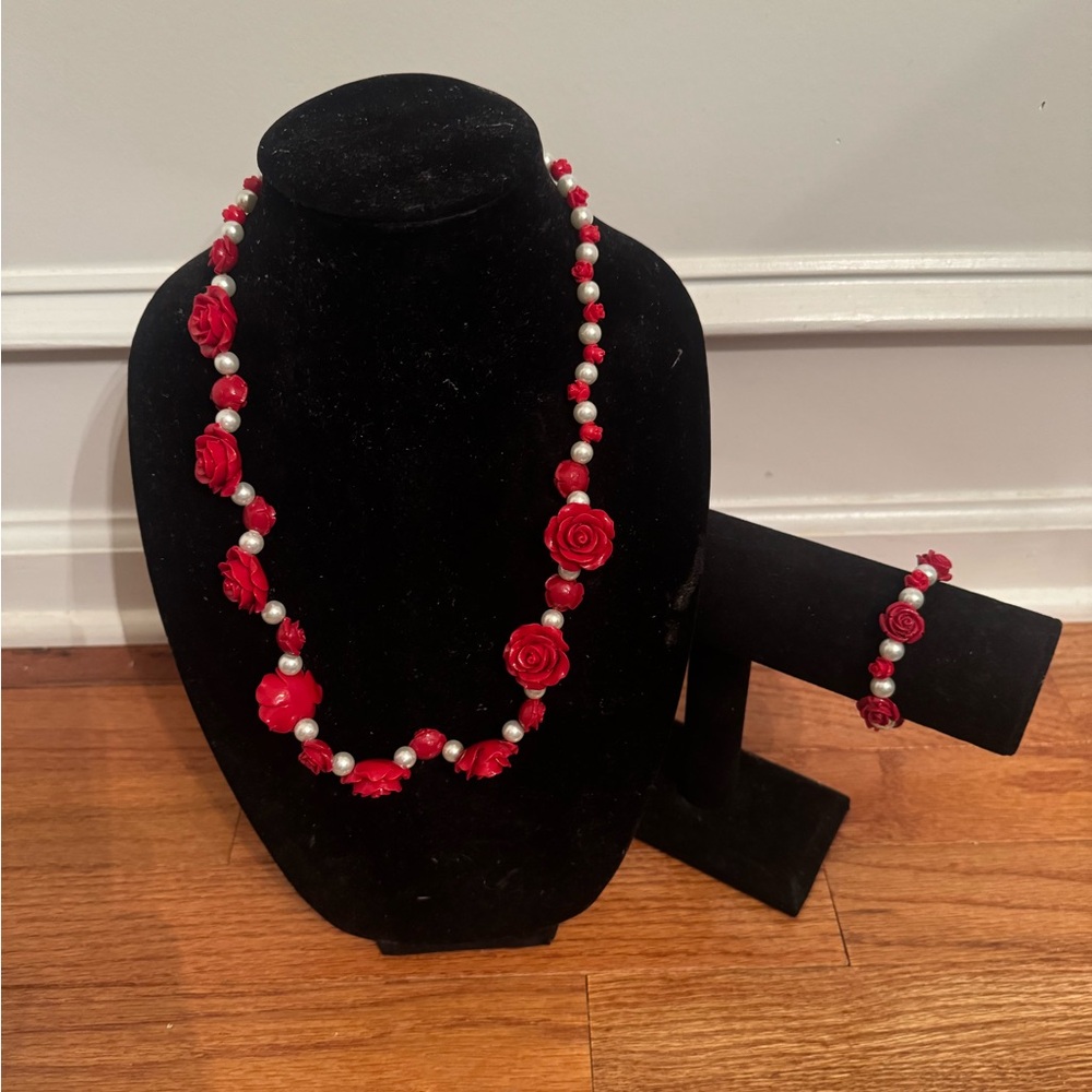 Red rose and pearl necklace and matching bracelet